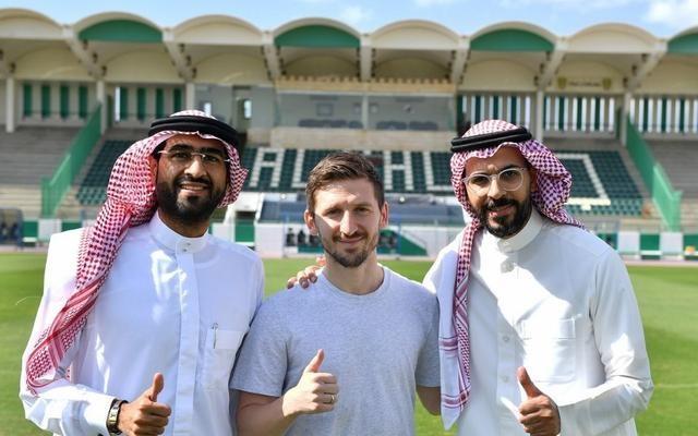 爱游戏登录-阿赫利特表现不俗，帮助南特赢得胜利的简单介绍