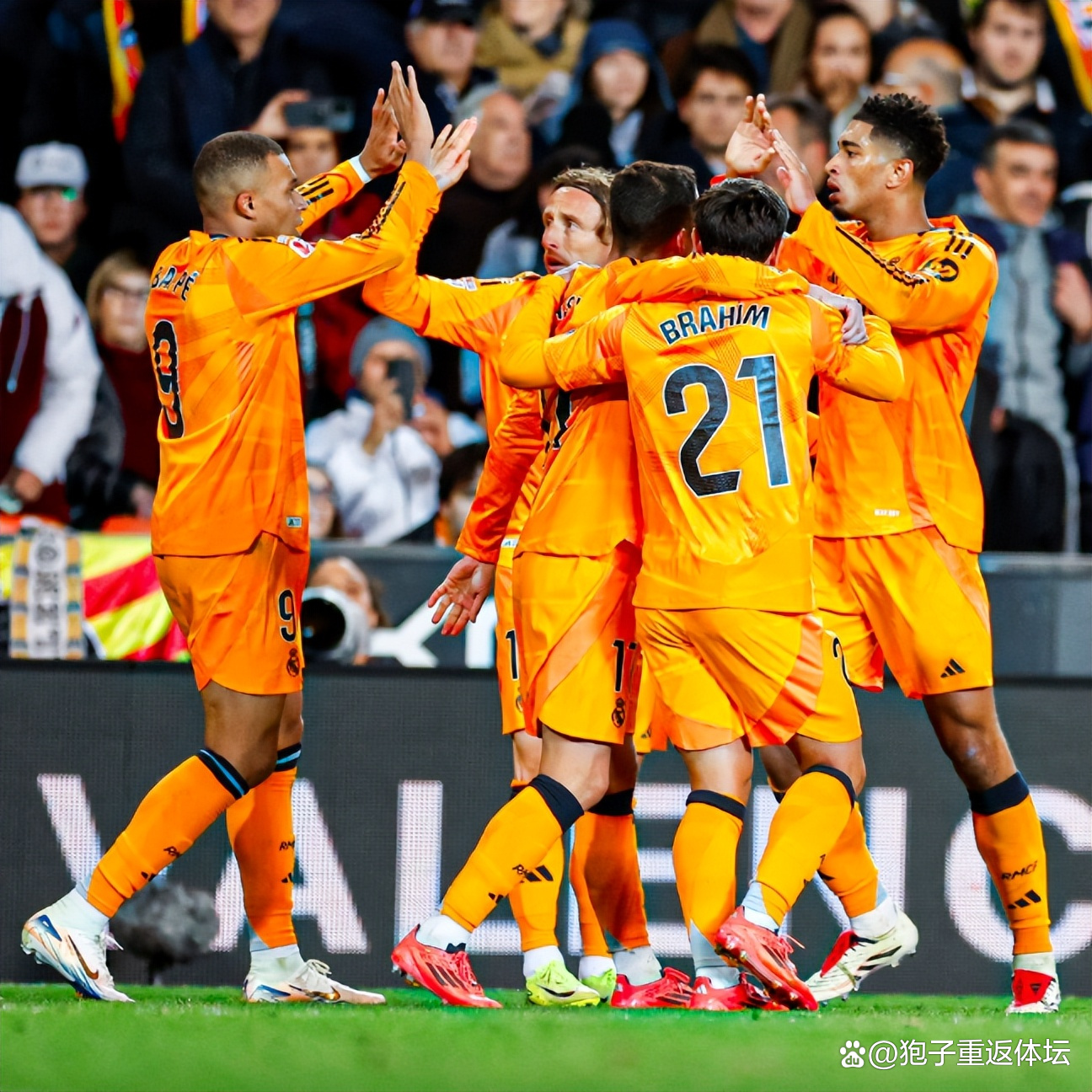 关于皇家马德里逆转胜出,球队雄心再次燃起的信息 关于皇家马德里逆转胜出,球队雄心再次燃起的信息