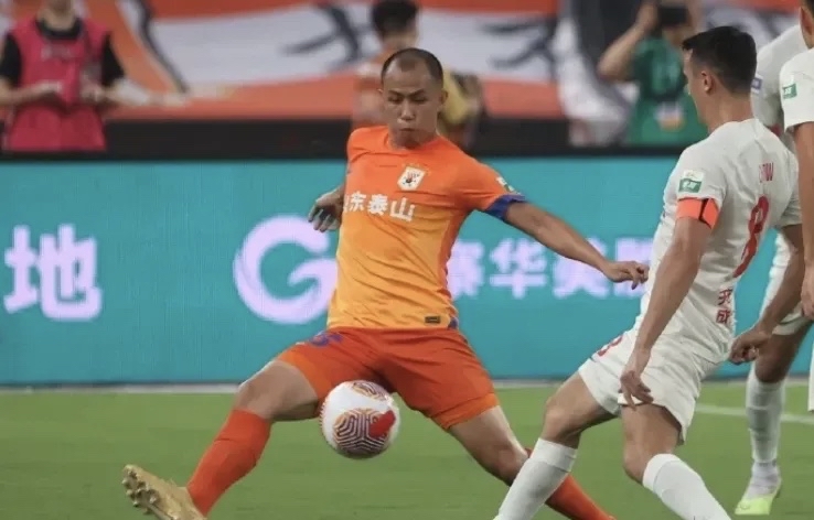 波兰队在比赛中取得辉煌成绩备战下一个对手 波兰队在比赛中取得辉煌成绩备战下一个对手