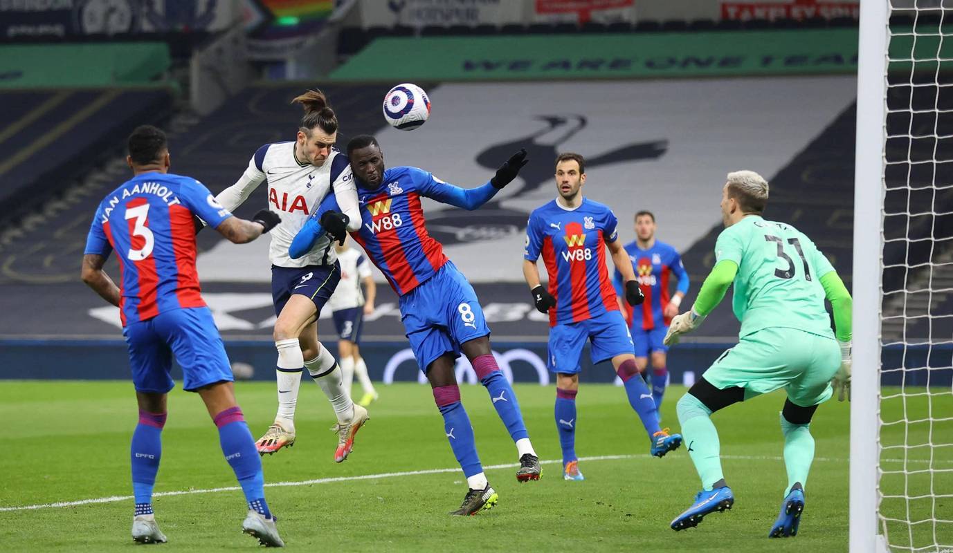 意甲球队遭遇挑战,战胜强敌 意甲球队遭遇挑战,战胜强敌