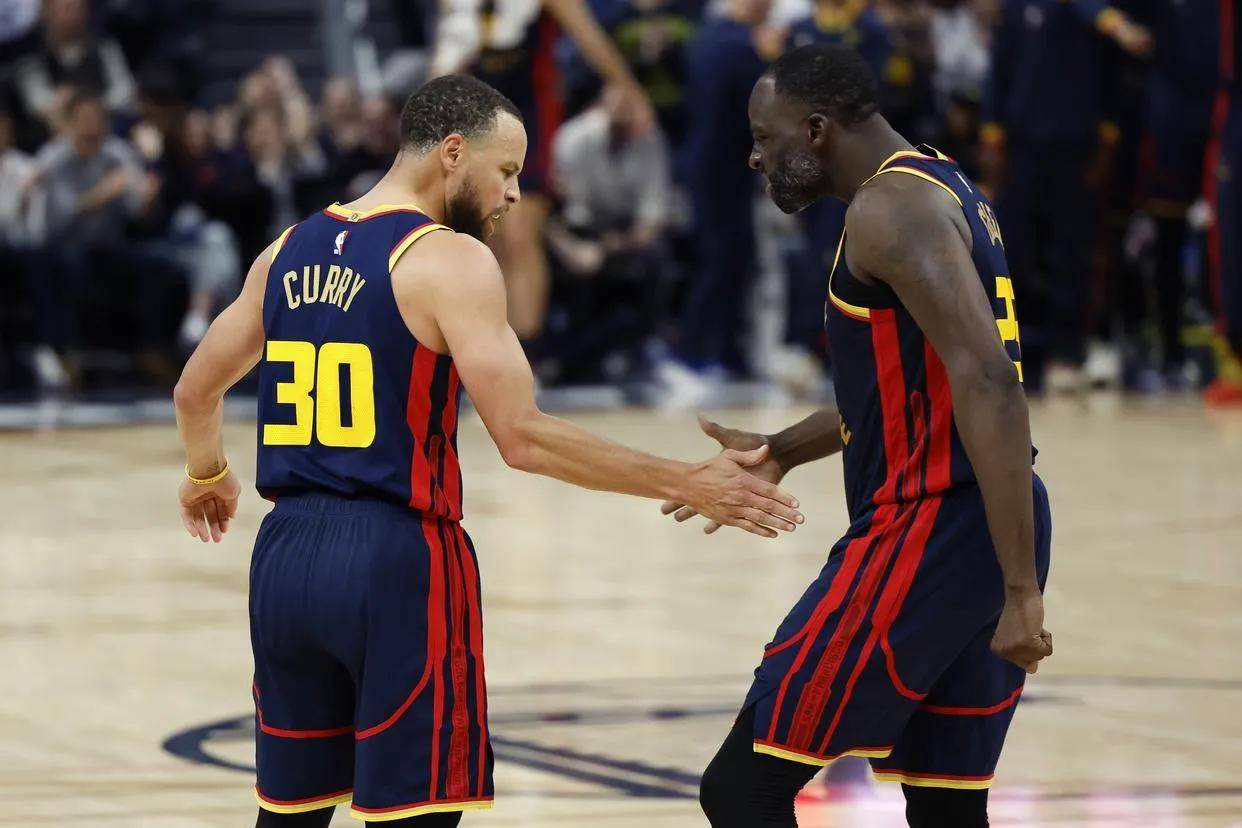 爱游戏官网-勇士击败马刺，库里三分砍分称王称霸