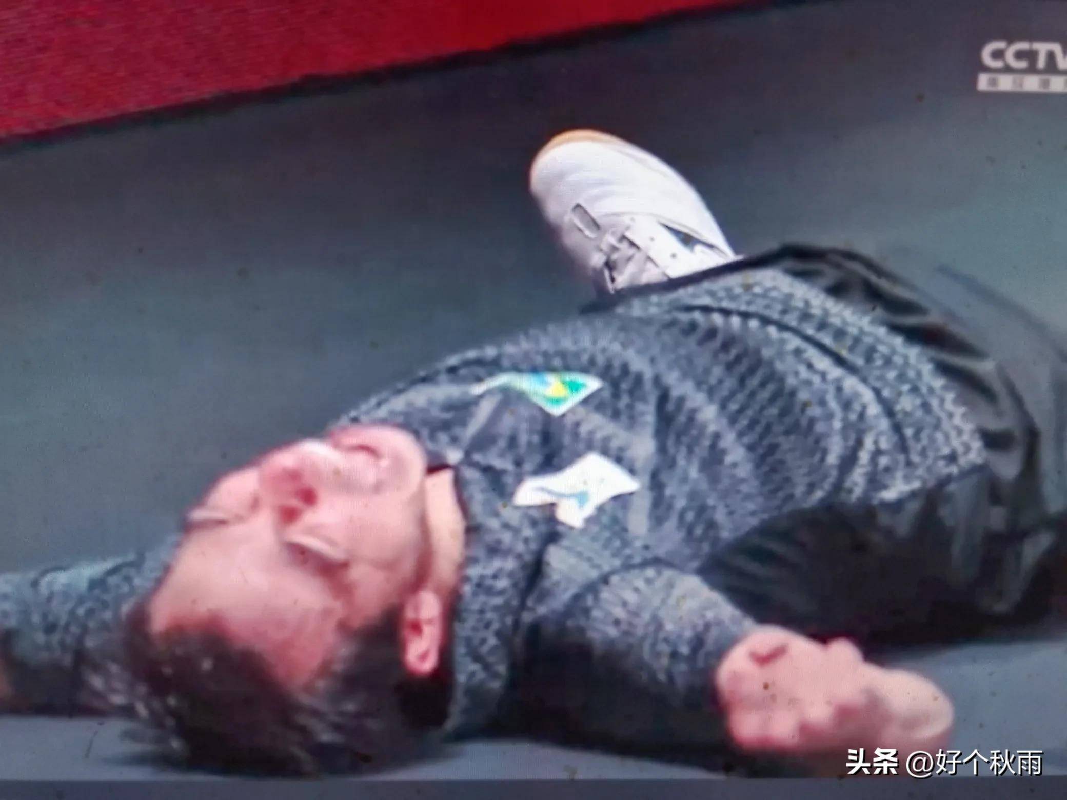 关于激烈较量：女足赛场上的搏斗的信息