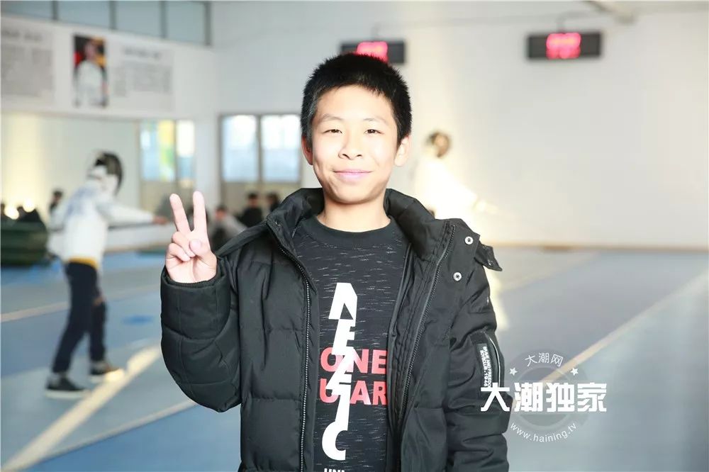 爱游戏体育官网-南美选手火速崭露头角，表现闪亮夺得银牌捧回的简单介绍