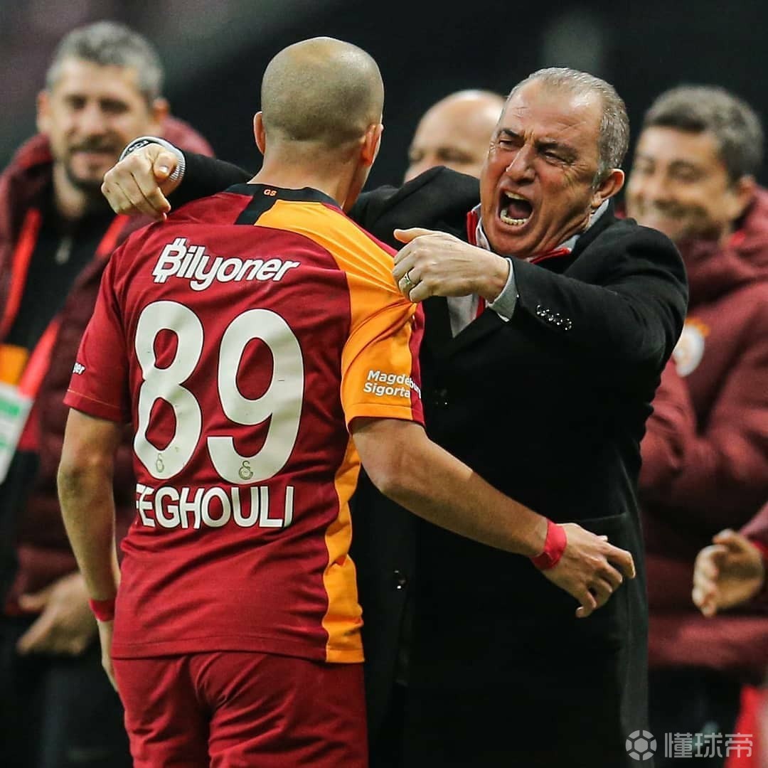 Apex英雄焦点战:梦魇之翼对战幽魂战线,连下两城,将战火烧向决赛 Apex英雄焦点战:梦魇之翼对战幽魂战线,连下两城,将战火烧向决赛