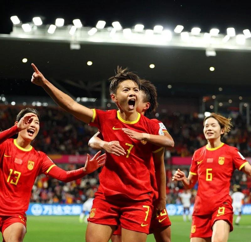 爱游戏网页版入口-包含德国女足比赛中国队，士气高涨备战的词条