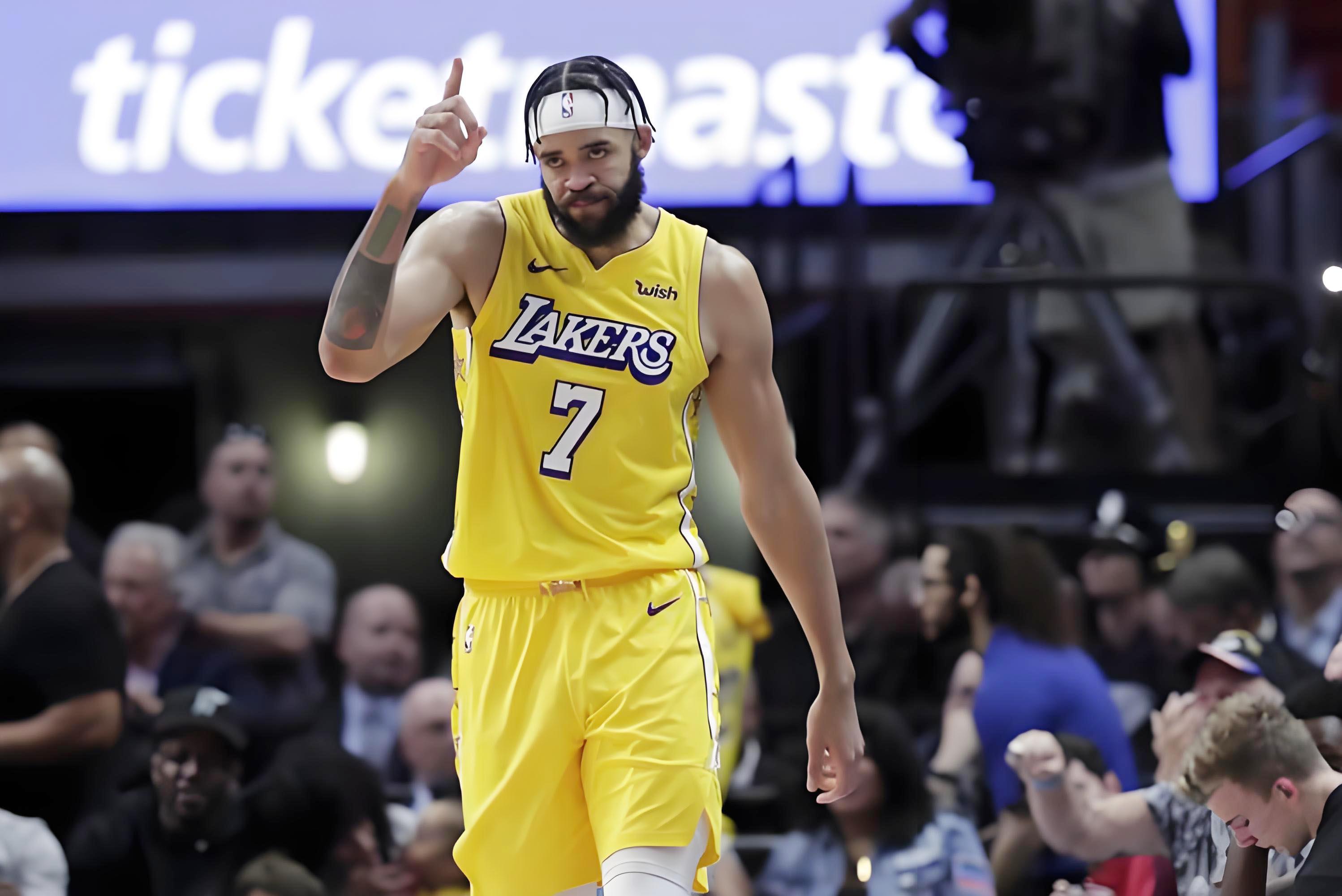 湖人主场告捷,轻松击败太阳队 湖人主场告捷,轻松击败太阳队