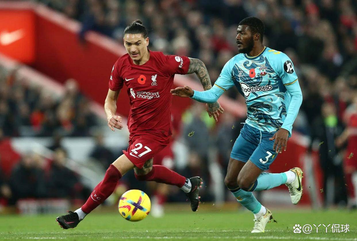 爱游戏官方入口-包含利物浦连续击败南安普顿，保住榜首位置的词条