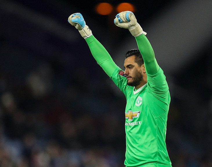 埃瓦尔取得客场胜利,继续保持不败战绩 埃瓦尔取得客场胜利,继续保持不败战绩