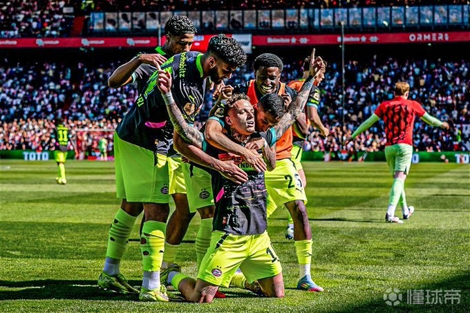 关于阿贾克斯击败传统劲旅,欧冠异军突起的信息 关于阿贾克斯击败传统劲旅,欧冠异军突起的信息