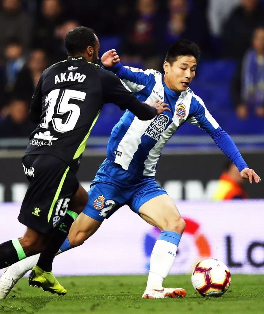 韦斯卡主场失利,保级压力持续加大 韦斯卡主场失利,保级压力持续加大