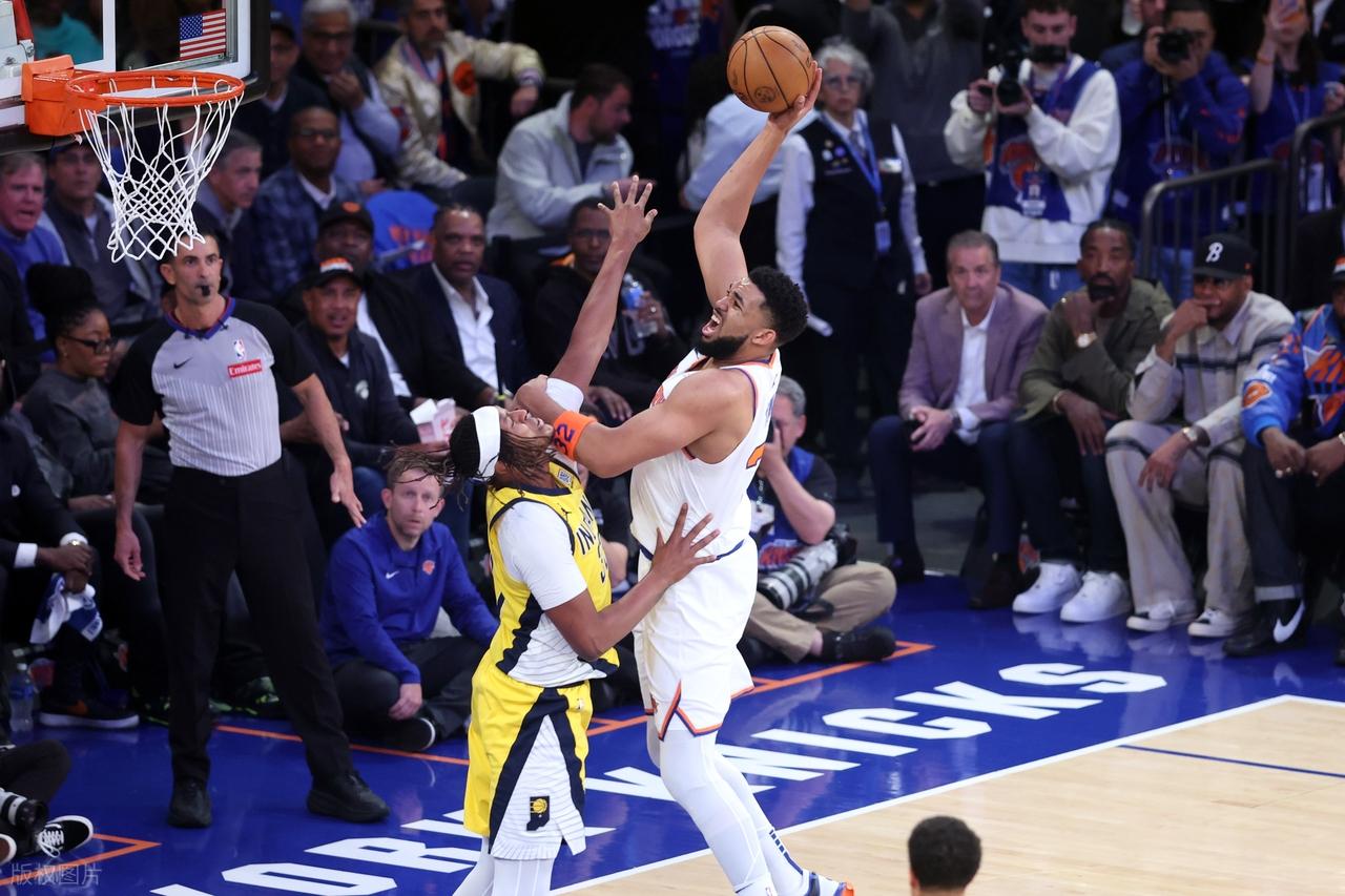 尼斯客场对抗阿贾克斯,争取客场胜利 尼斯客场对抗阿贾克斯,争取客场胜利