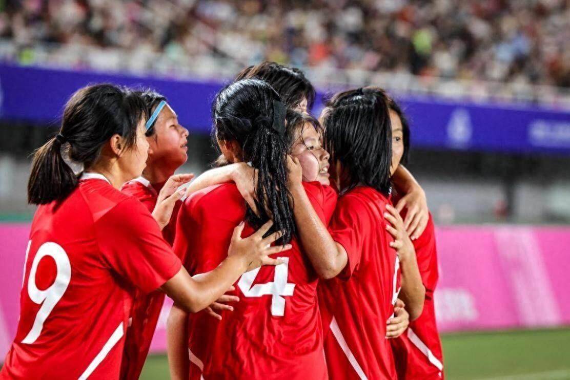 关于中国女足挑战世界强队,实力不容小觑的信息 关于中国女足挑战世界强队,实力不容小觑的信息