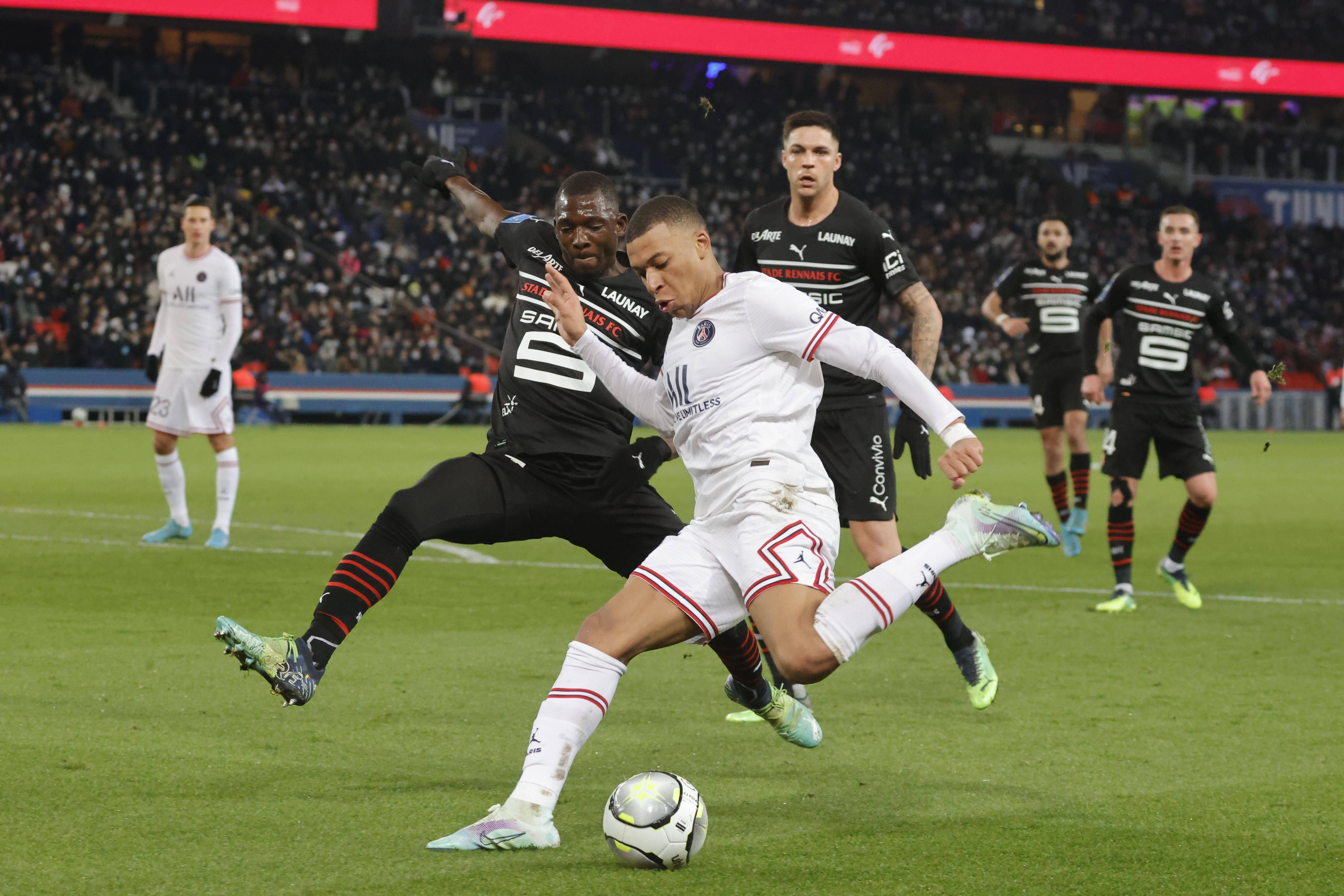 爱游戏官网-阿雅克肖队在法国职业足球联赛厮杀不懈的简单介绍