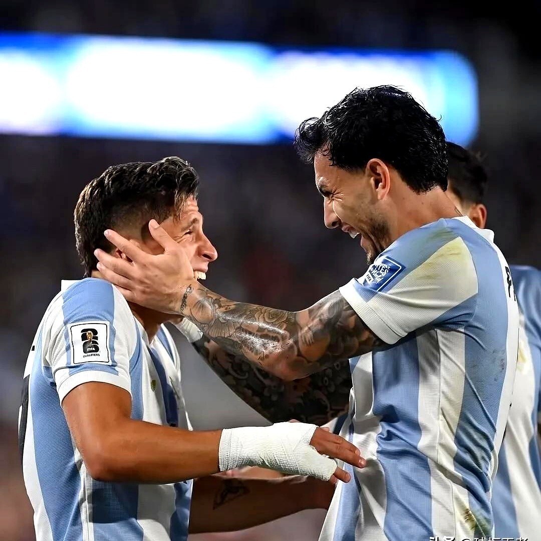 爱游戏官网-阿根廷天才少年助攻，球队突破困局