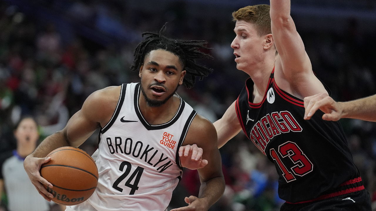 爱游戏亚洲官网-篮网客场惊险逆转，独行侠惊险出局